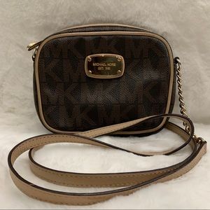 Micheal Kors Monogram Crossbody